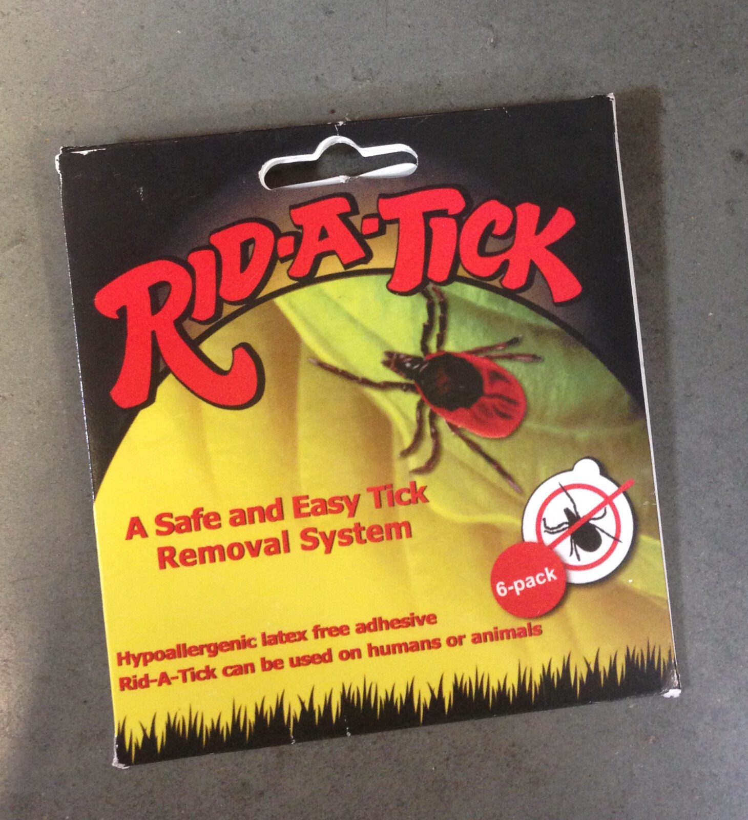 Tick removal devices 4